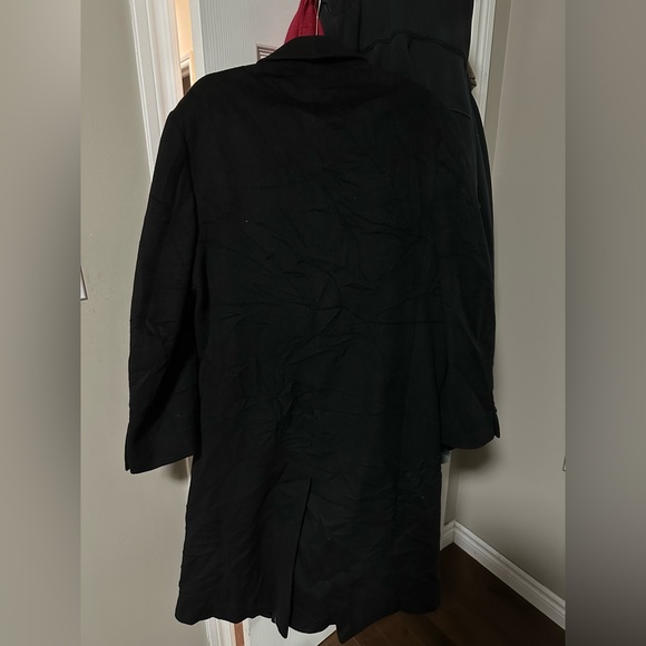 saks fifth avenue coat - Picture 6 of 6